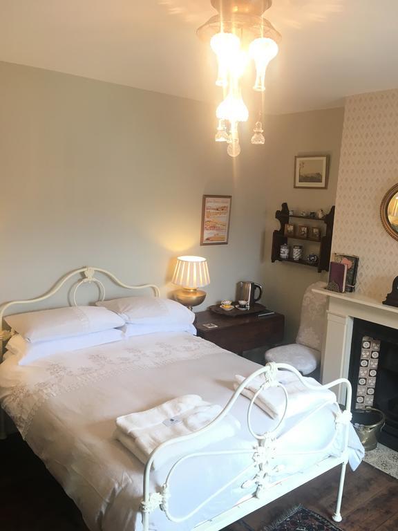 Fanny Fudge Guest House Веймут Екстер'єр фото