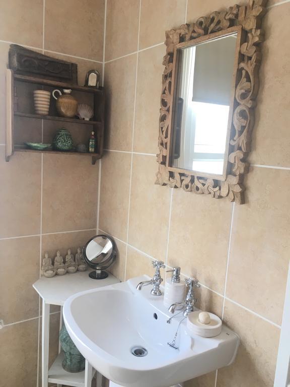 Fanny Fudge Guest House Веймут Екстер'єр фото